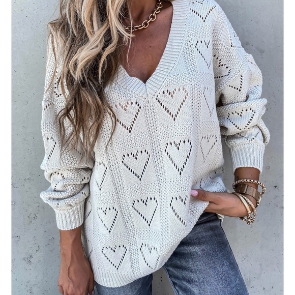 SOLD OUT Heart Knit V-Neck Pullover Casual Sweater - Picture 2 of 4